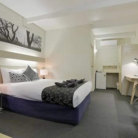 Castle Creek Motor Inn Euroa Exterior photo