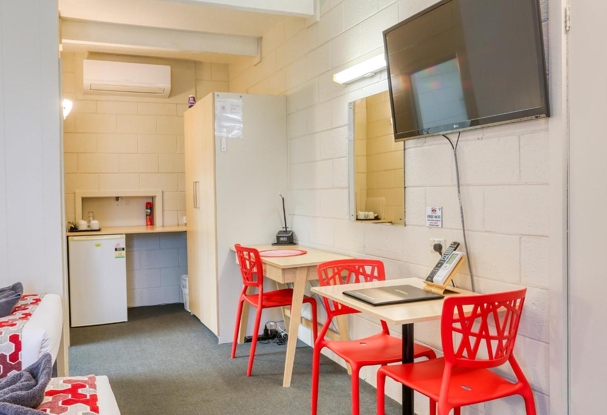 Castle Creek Motor Motel Euroa